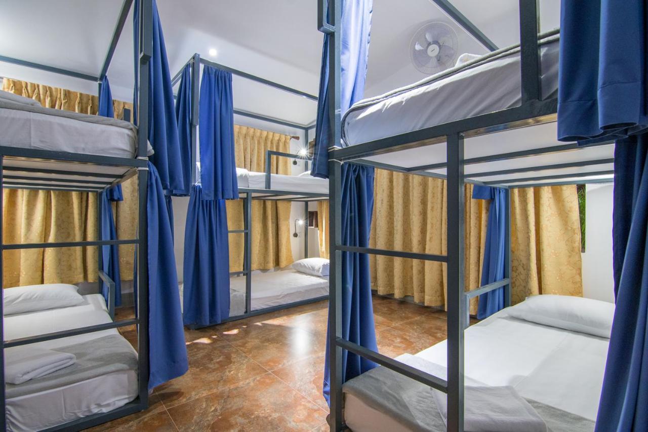Bokre Angkor Hostel Siem Reap Exteriör bild