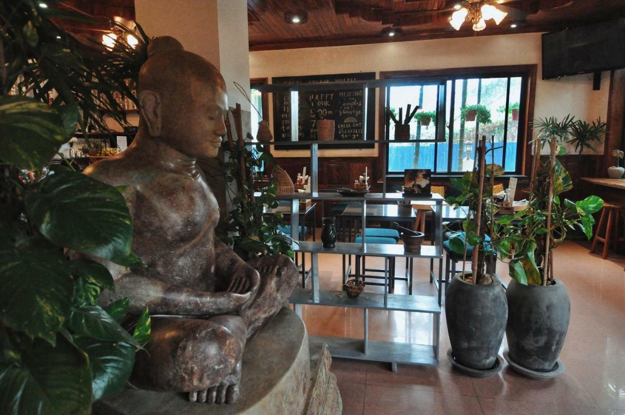 Bokre Angkor Hostel Siem Reap Exteriör bild