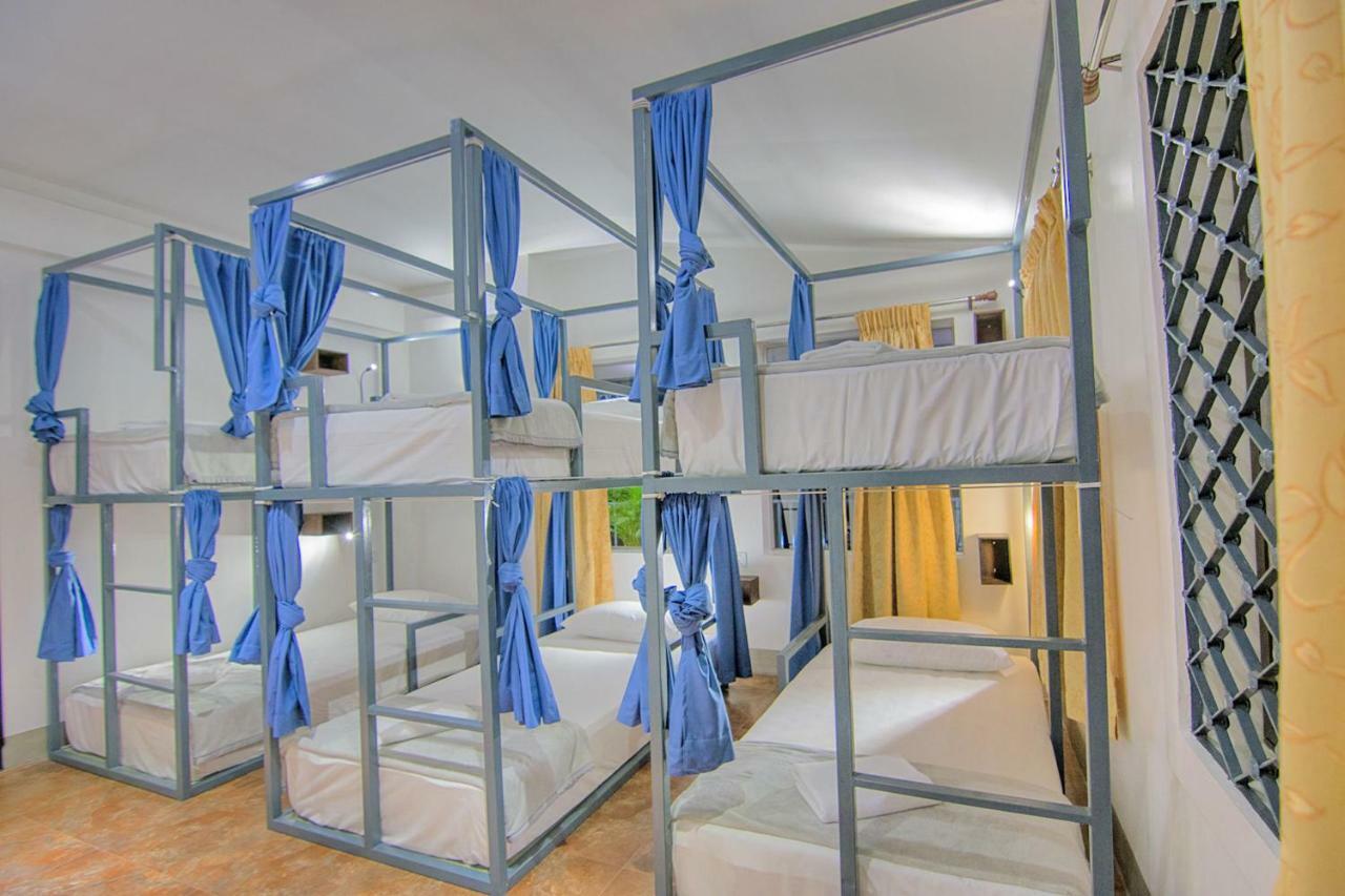 Bokre Angkor Hostel Siem Reap Exteriör bild